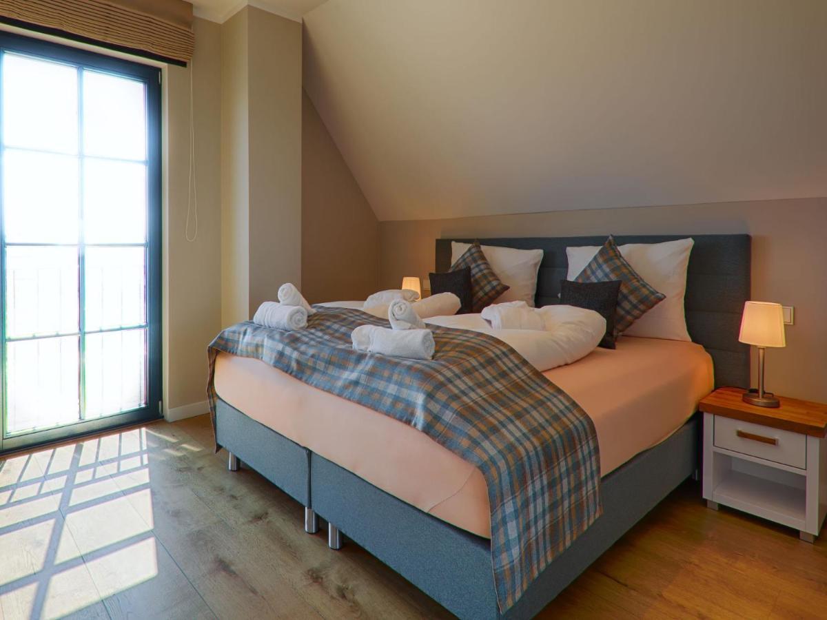 Reetland Am Meer - Premium Reetdachvilla Mit 3 Schlafzimmern, Sauna Und Kamin F23 Dranske Ngoại thất bức ảnh