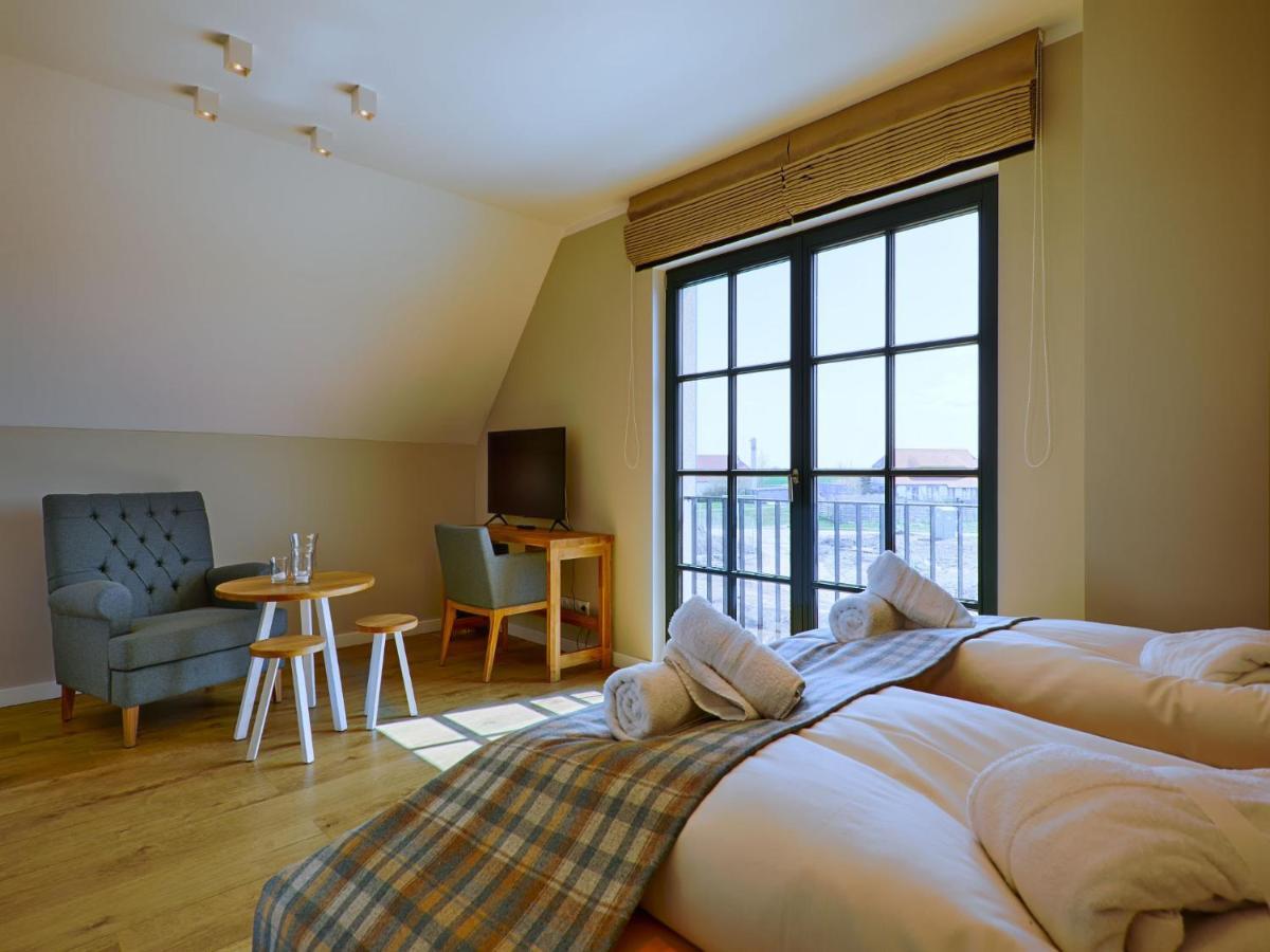 Reetland Am Meer - Premium Reetdachvilla Mit 3 Schlafzimmern, Sauna Und Kamin F23 Dranske Ngoại thất bức ảnh
